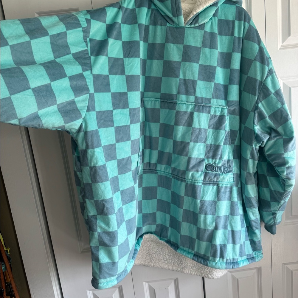 Cozy Checkered Hoodie in Teal and Gray